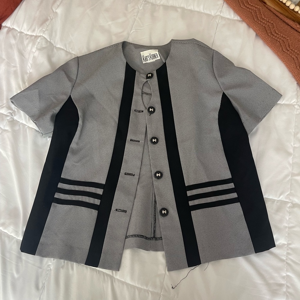 **LOWEST PRICE** Vintage blouse
